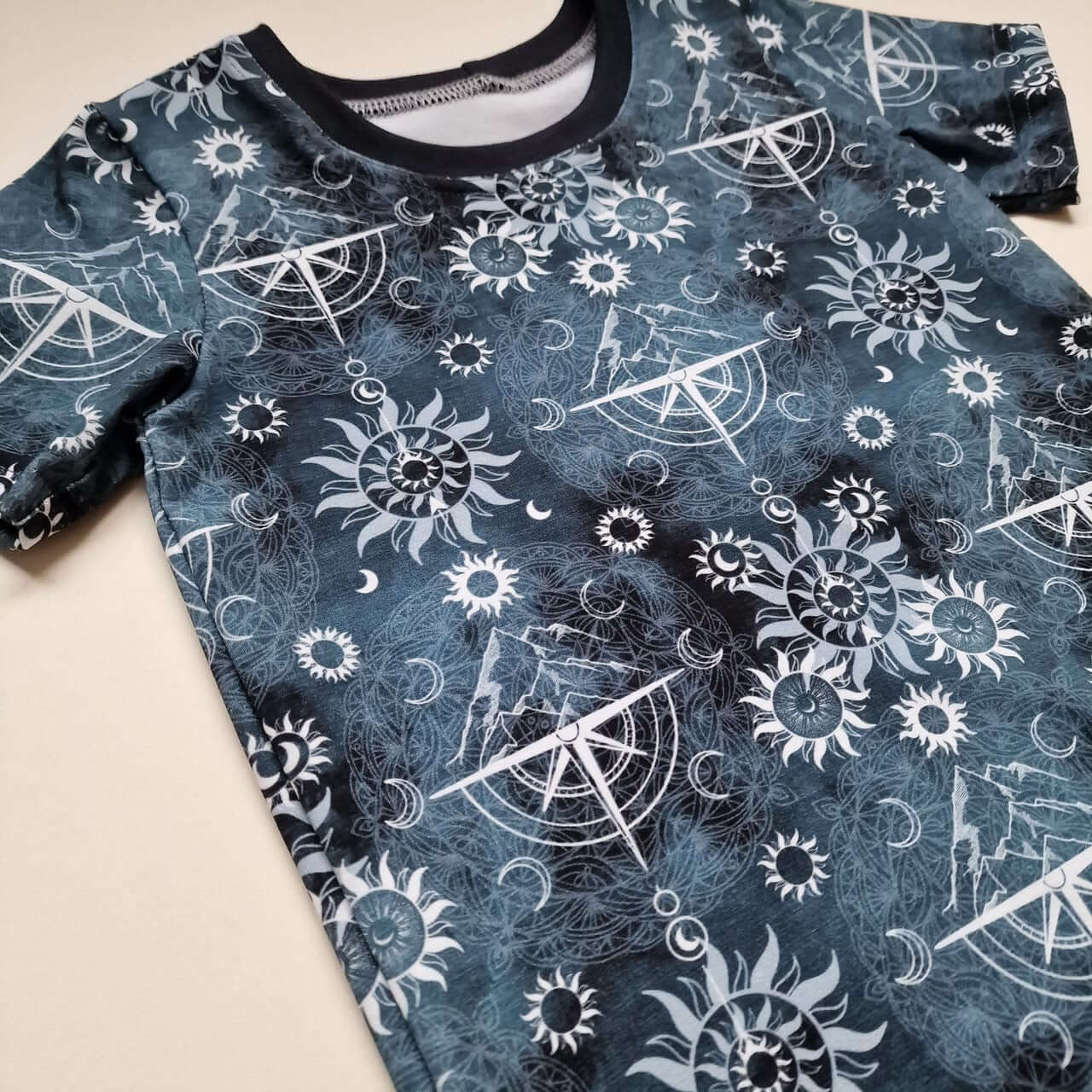 Guide the Way short sleeved tshirt